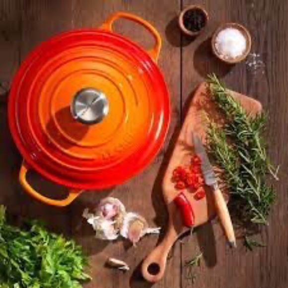 Le Creuset Dutch oven NIB - Picture 11 of 13